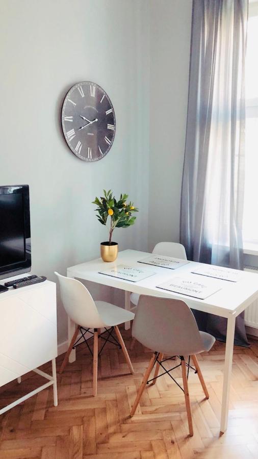 Apartament Zlotnikow กดัญสก์ ภายนอก รูปภาพ